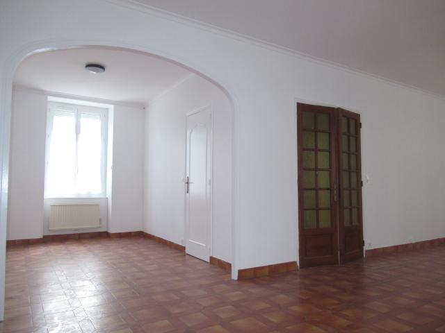 LA FERTE MACE, centre ville