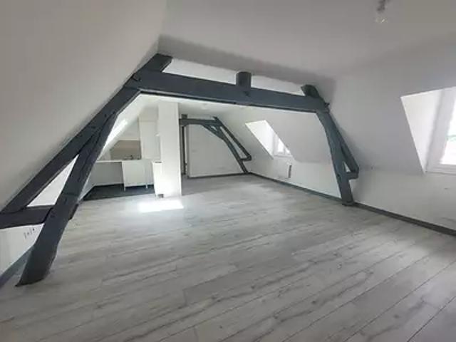 La Ferté sous Jouarre 77260 Location appartement 2 pièces t2 au dernier étage