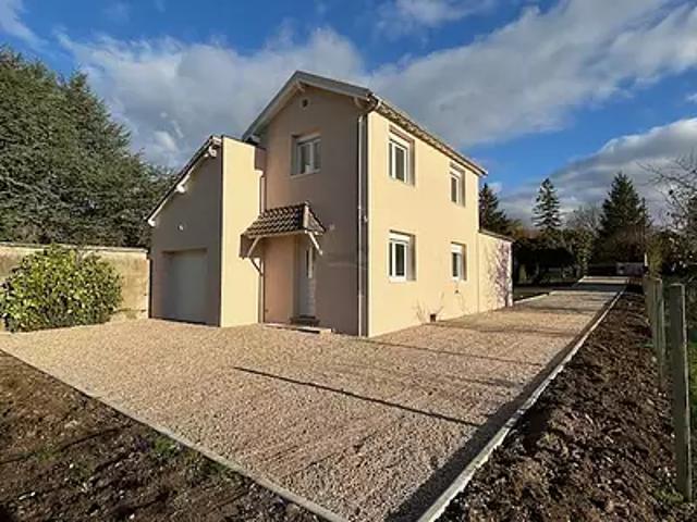 Saâcy sur Marne 77730 Location maison 5 pièces t5 au dernier étage cave
