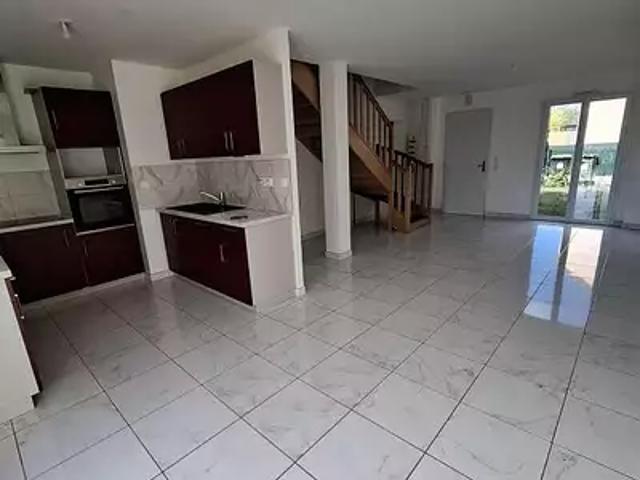 La Ferté sous Jouarre 77260 Location maison 5 pièces t5 jardin