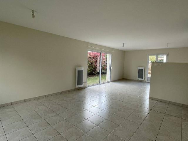 LA FERRIERE A LOUER MAISON PLAIN PIED