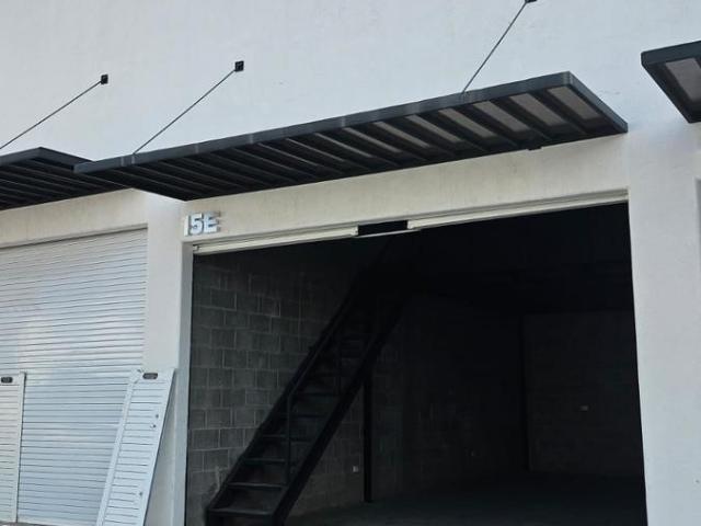 LA FIRMA REAL STATE RENTA LOCAL NUEVO EN PLAZA COMERCIAL PUNTA NORTE