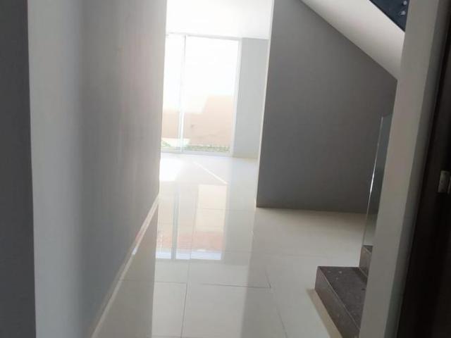 LA FIRMA REAL STATE VENDE PRECIOSA CASA EN COTO CERRADO EN ALC?ZAR AL NORTE