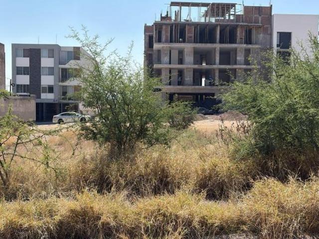 LA FIRMA REAL STATE VENDE TERRENO EN VILLAS TEC $6,200m2