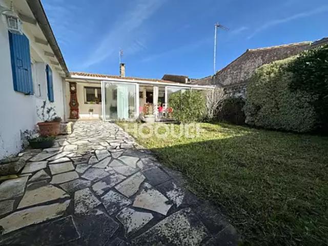 La Flotte 17630 Achat / Vente maison 5 pièces t5 au dernier étage