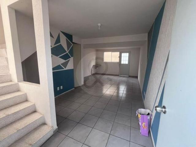 La Florida II: Casa en condominio en venta en La Y