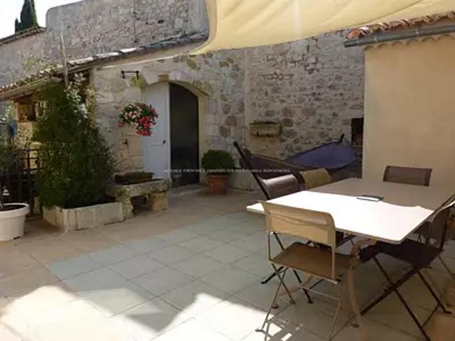 La Garde Adhémar 26700 Location maison 4 pièces t4 piscine terrasse