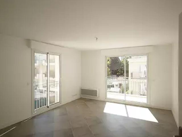 La Garenne Colombes 92250 Location appartement 3 pièces t3 cave parking