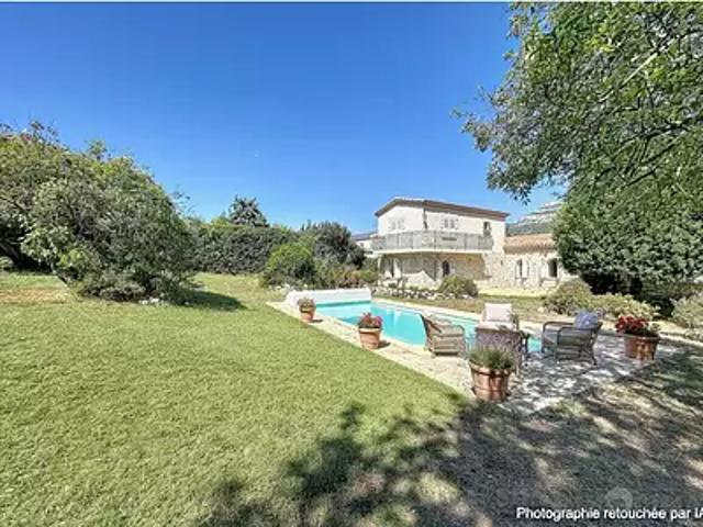 La Gaude 06610 Achat / Vente maison 7 pièces t7 piscine terrasse