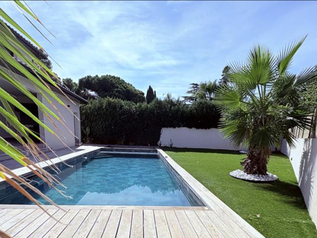 AUX PORTES DE LA GRANDE MOTTE Villa contemporaine d'exception de 225 m² avec piscine ? Prestations haut de gamme ? Secteur recherché
