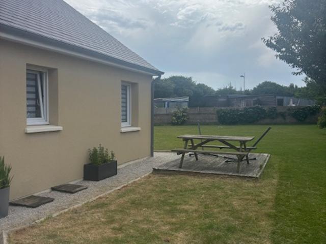 LA HAGUE, Beaumont HAGUE, pavillon F4 de 73.23 m2 avec garage 24 m2