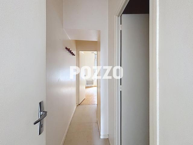 LA HAYE PESNEL: appartement F3 57 m2 en location