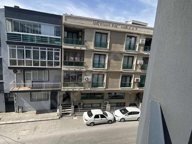 LAÇİN'DEN BUCA YAYLACIK'TA SATILIK SIFIR ÜST KAT 1+1 DAİRELER