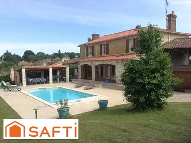 La Jaudonnière 85110 Achat / Vente maison 7 pièces t7 parking