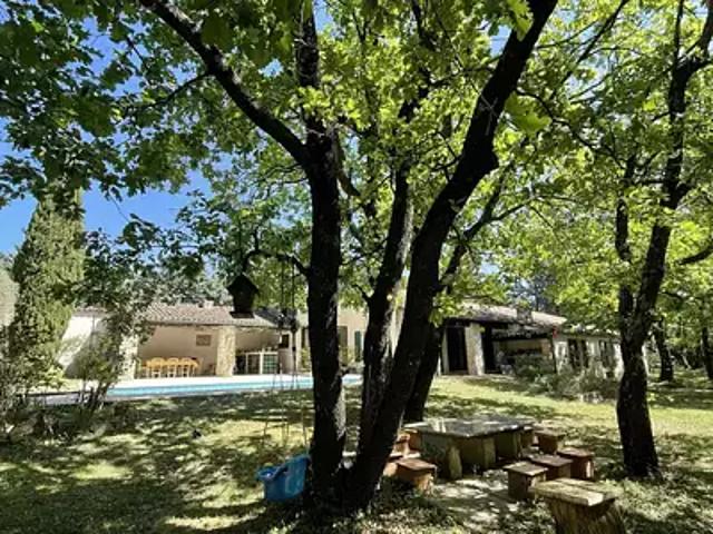 La Laupie 26740 Achat / Vente maison 9 pièces t9 piscine