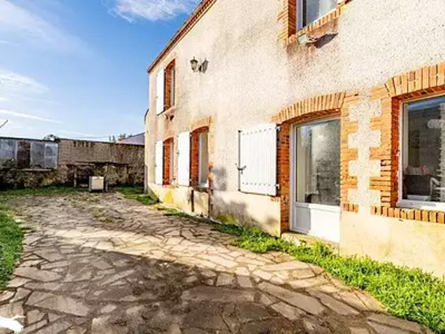 La Limouzinière 44310 Achat / Vente maison 7 pièces t7 parking