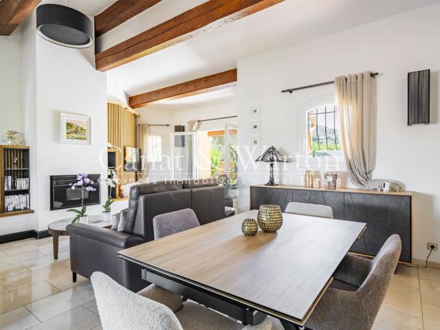 La Londe Les Maures, Domaine De Valcros Villa T5 Avec Pisc. 130m² La Londe les Maures