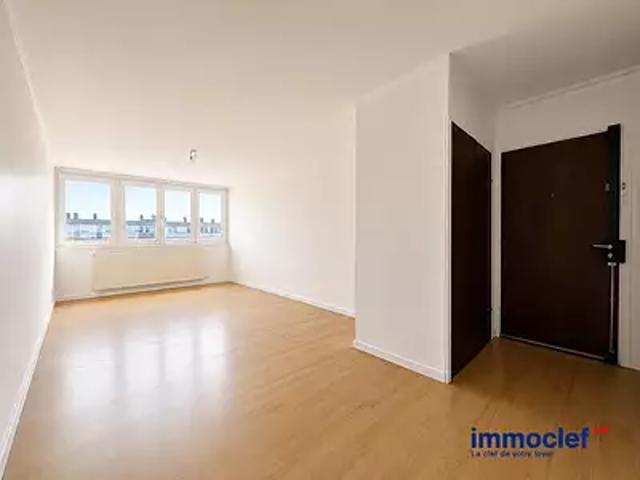 La Madeleine 59110 Achat / Vente appartement 3 pièces t3 au dernier étage