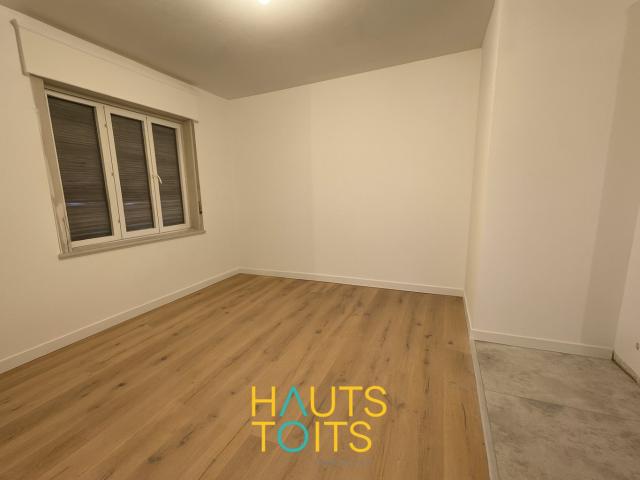 LA MADELEINE Appartement T2 au rez de chaussée de chaussée