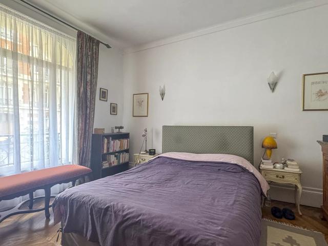 La Madeleine BOTANIQUE Appartement à vendre 6 pièces 173,56m² 4 chambres Cour cave