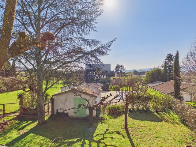 La Maison des Rires d’Antan à Grospierres 188m² Grospierres