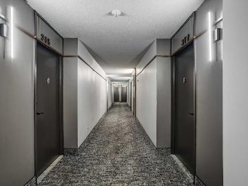 La Maison du Sommet 2 Bedroom Apartment for Rent at 4020 Boul Saint Jean, Dollard Des Ormeaux, QC H9G 2L6 Lakeroad