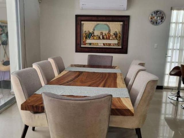 LA MEJOR CASA DE FRACC PALMA REAL CON DOBLE CONTENIDO