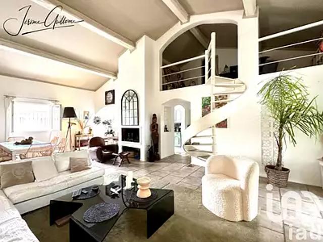La Môle 83310 Achat / Vente maison 6 pièces t6 terrasse cave