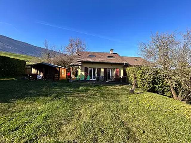 La Motte Servolex 73290 Achat / Vente maison 10 pièces t10 jardin cave