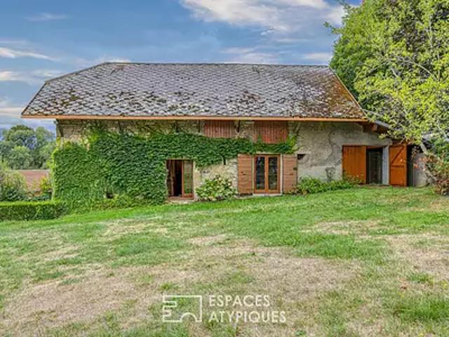 La Motte Servolex 73290 Achat / Vente maison 8 pièces t8 au dernier étage jardin