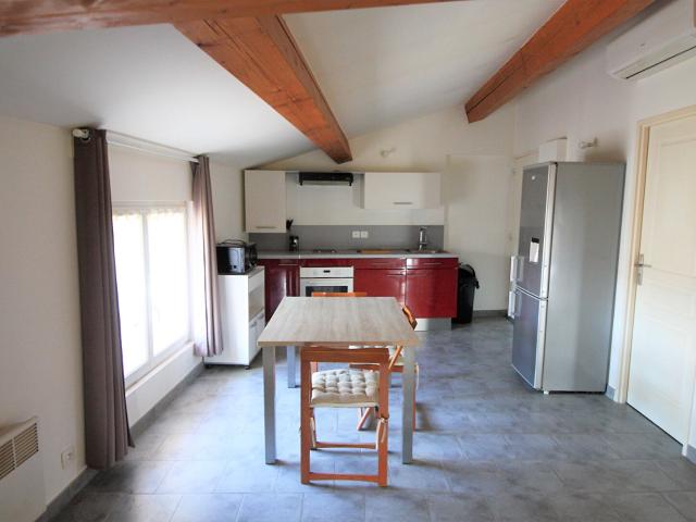 LA MOTTE STUDIO MEUBLE D'UNE SUPERFICIE DE 36M2