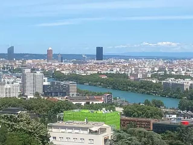 La Mulatière 69350 Location appartement 3 pièces t3 au dernier étage