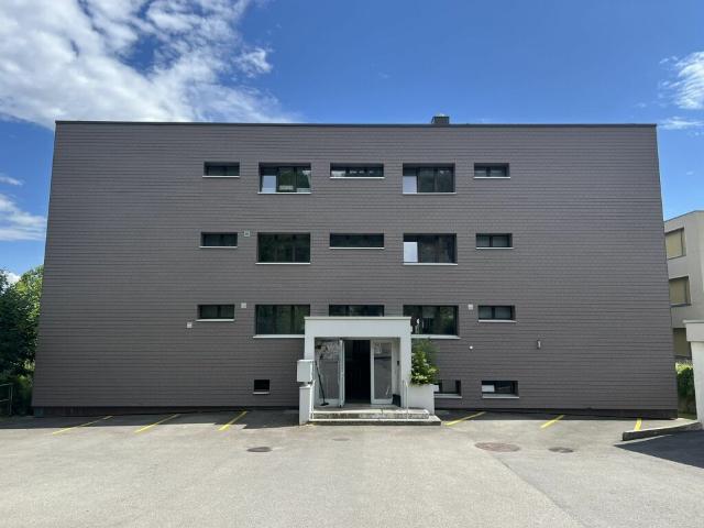 La Neuveville, magnifique appartement de 4.5 pièces entièrement rénové avec balcon