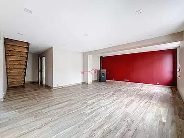La Neuville au Pont 51800 Achat / Vente maison 3 pièces t3 au dernier étage