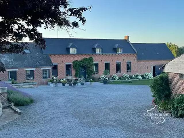 La Neuville lès Dorengt 02450 Achat / Vente maison 10 pièces t10 piscine jardin