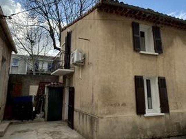 LA PENNE SUR HUVEAUNE, MAISON DE VILLE EN DUPLEX DE TYPE 2/3