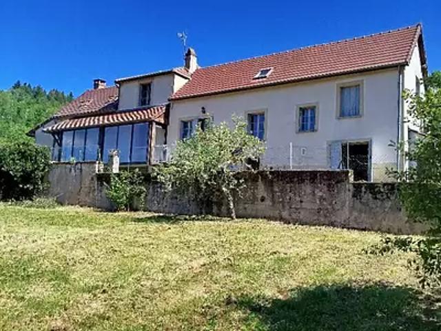 La Petite Verrière 71400 Achat / Vente maison 5 pièces t5 au dernier étage cave