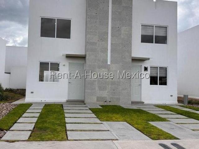 La Piedad casa con control de acceso en VENTA RAH758
