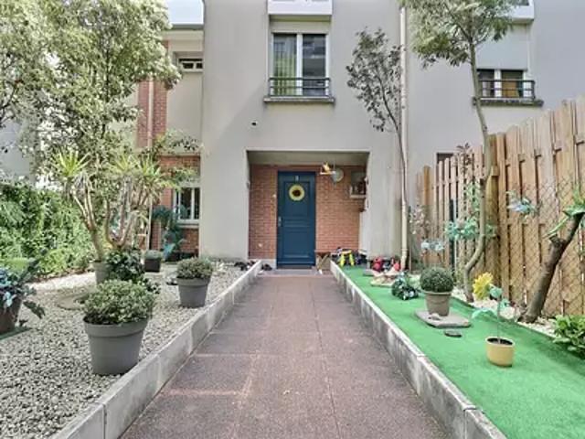 La Plaine Saint Denis 93210 Achat / Vente maison 4 pièces t4 parking