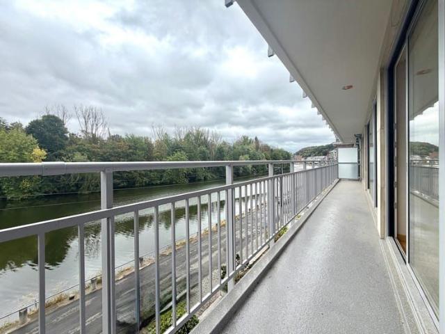 La Plante Appartement en bord de Meuse