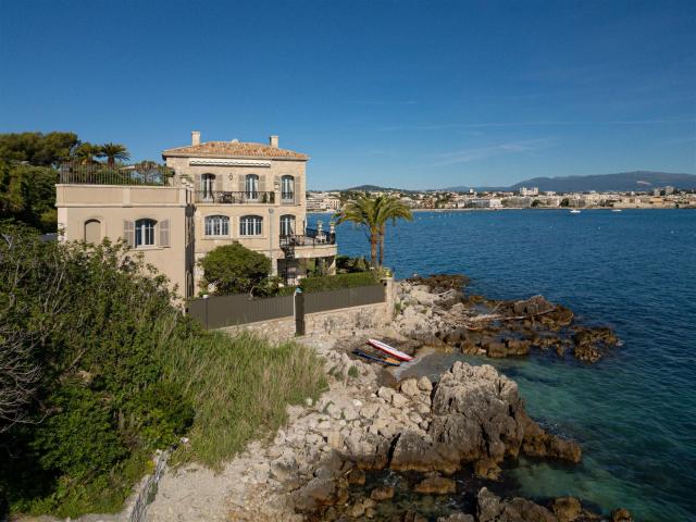 La propriété balnéaire de rêve sur la Côte d'Azur 466m² Cap d'antibes