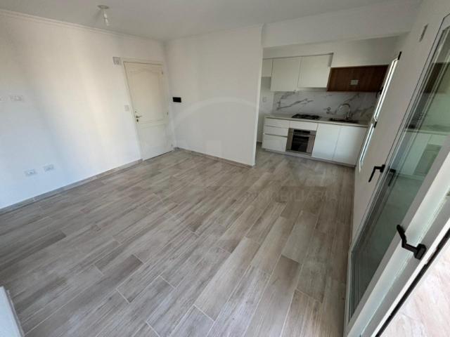 La rioja 2400, Centro