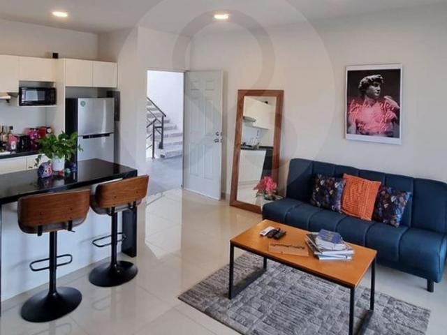 LA ROCCA, Condominio con 8 torres y casa club