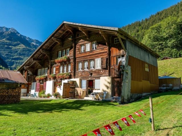 La Rocca | Historisches Berghaus von 1830 mit 3.5 Zimmern und unverbaubarem Titlisblick