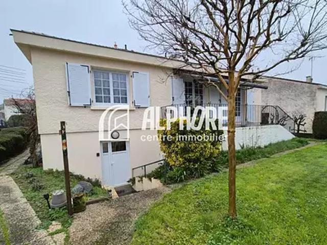 La Roche sur Yon 85000 Achat / Vente maison 4 pièces t4 au dernier étage