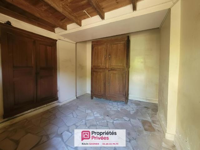 LA ROCHEBEAUCOURT 24340: Maison 5 pièces 88m2
