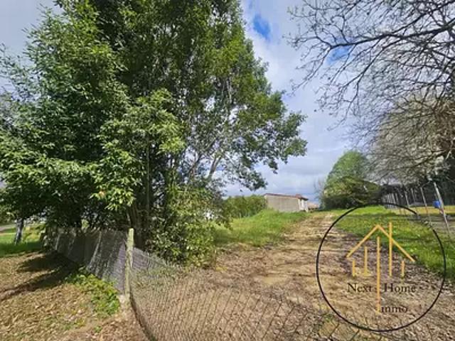 La Rochefoucauld en Angoumois 16110 Achat / Vente maison 1 pièce t1 parking