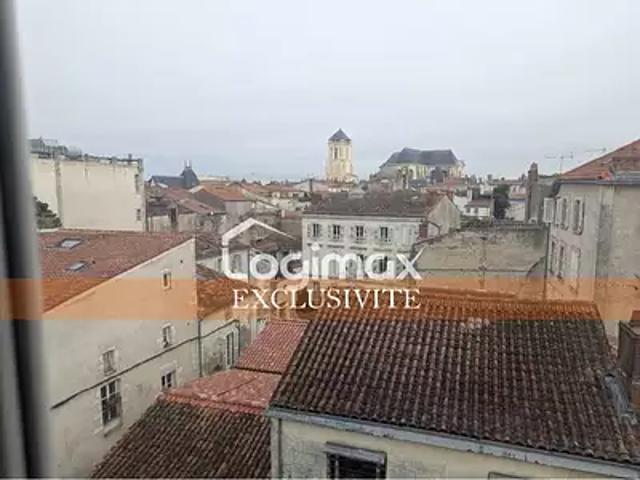 La Rochelle 17000 Achat / Vente appartement 2 pièces t2 au dernier étage