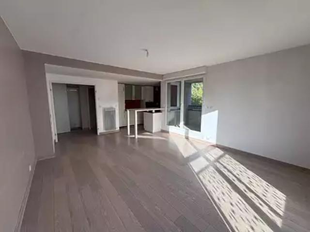 La Rochelle 17000 Location appartement 3 pièces t3 balcon