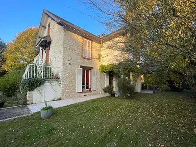 La Rochette 77000 Achat / Vente maison 8 pièces t8 terrasse cave
